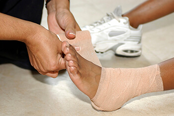 ankle sprains treatment in the Monmouth County, NJ: Freehold (Manalapan, Carrs Corner, Millstone, Holmeson, Howell, Colts Neck, Marlboro, Spring Valley, Holmdel, Wall) area
